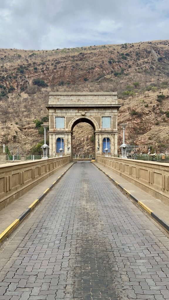 eaTravel Hartebeespoort Bridge